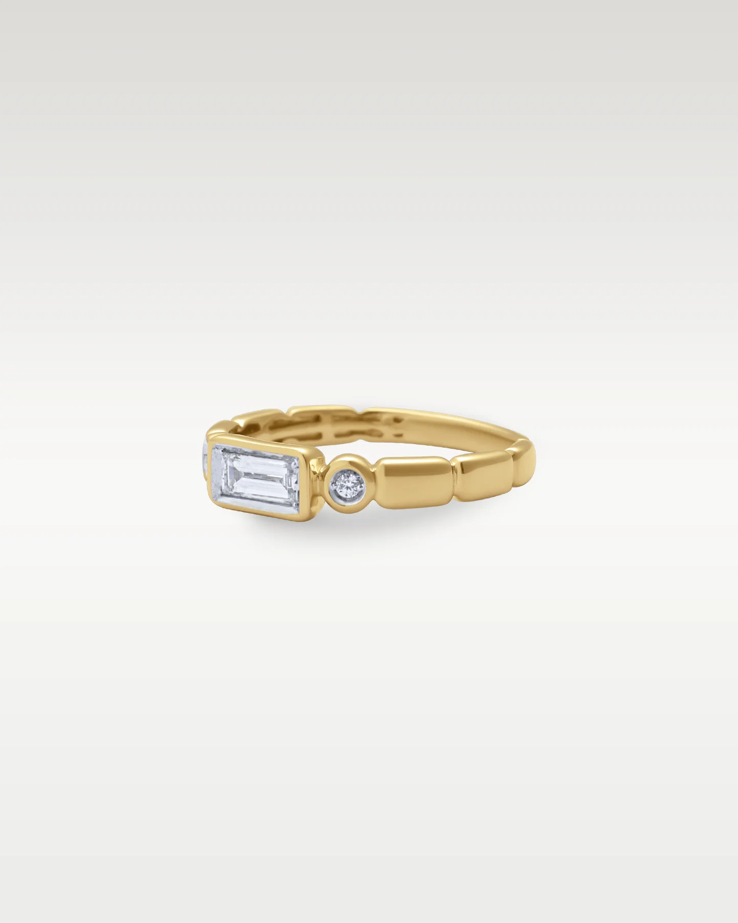 14k Yellow Gold Baguette Diamond Ring - Image 2