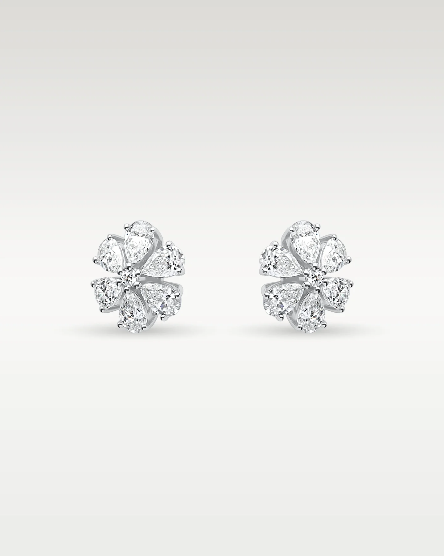 18K White Gold 1.35ct Diamond Flower Earrings - Image 2
