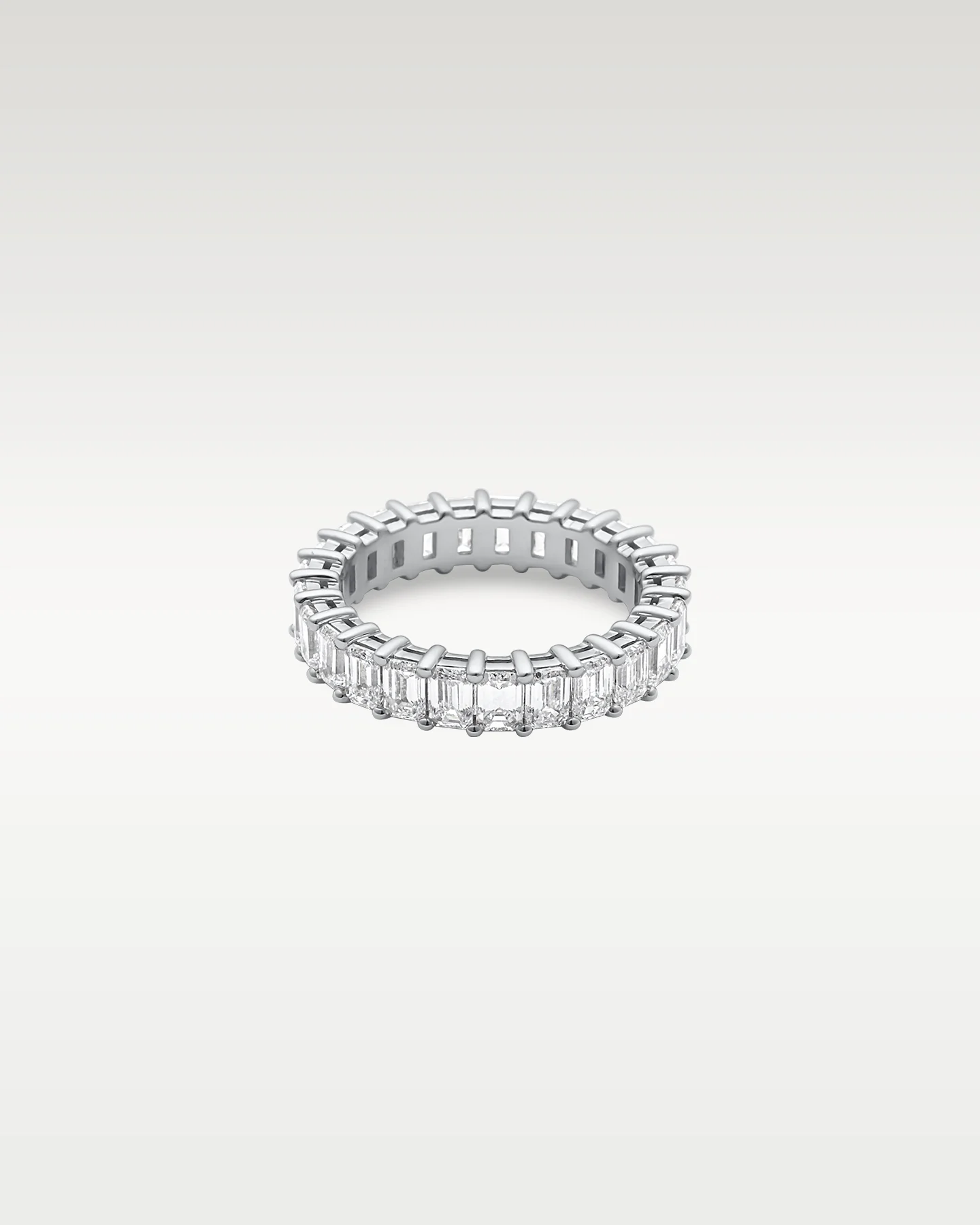 18k White Gold Emerald-Cut Diamond Eternity Band - Image 3