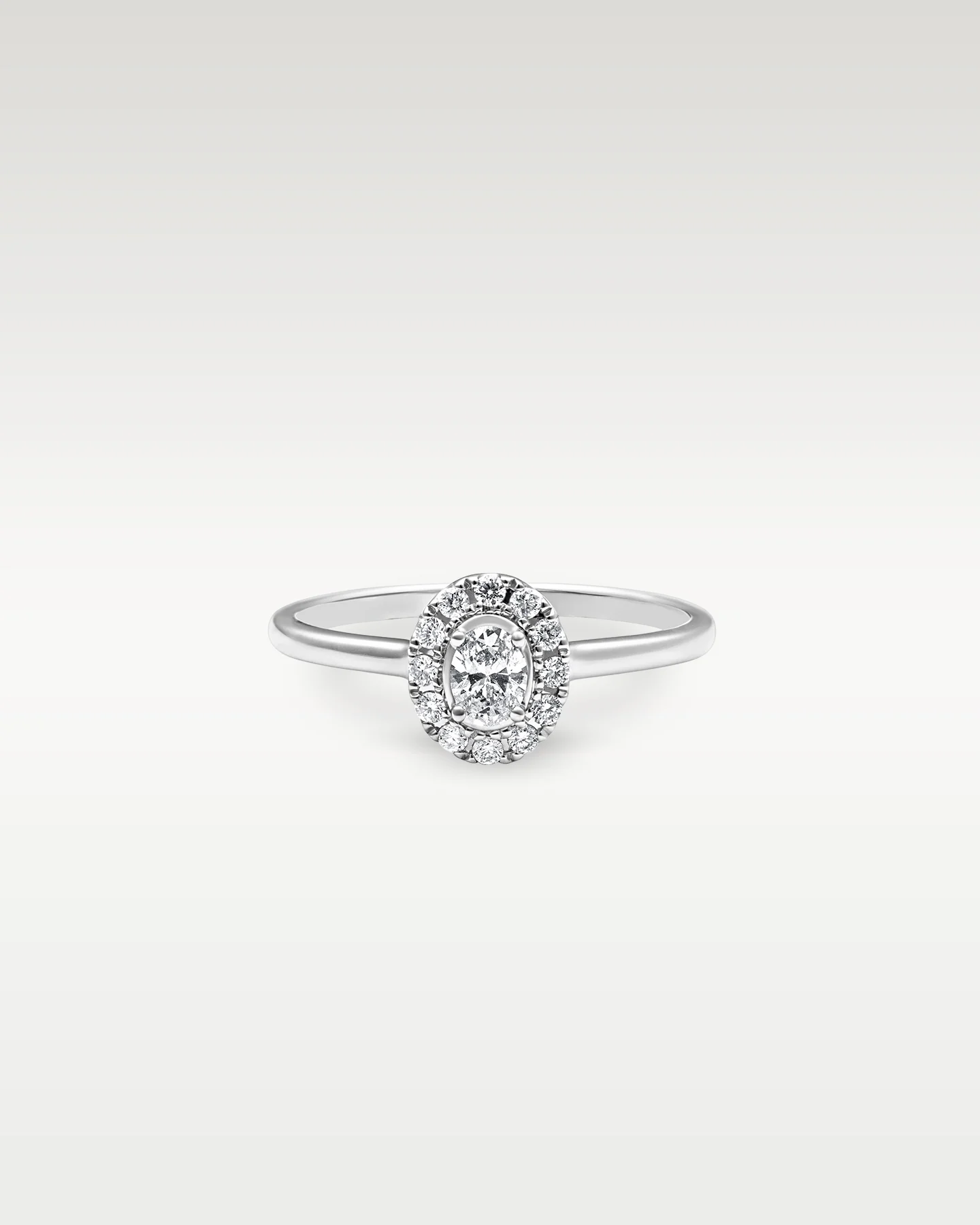 18k White Gold Oval Halo Diamond Engagement Ring - Image 3