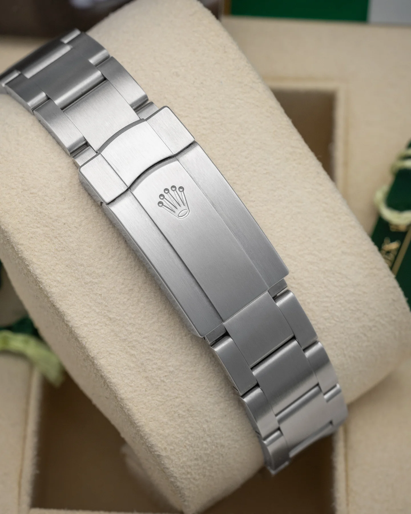Rolex Oyster Perpetual 114300 - Image 7