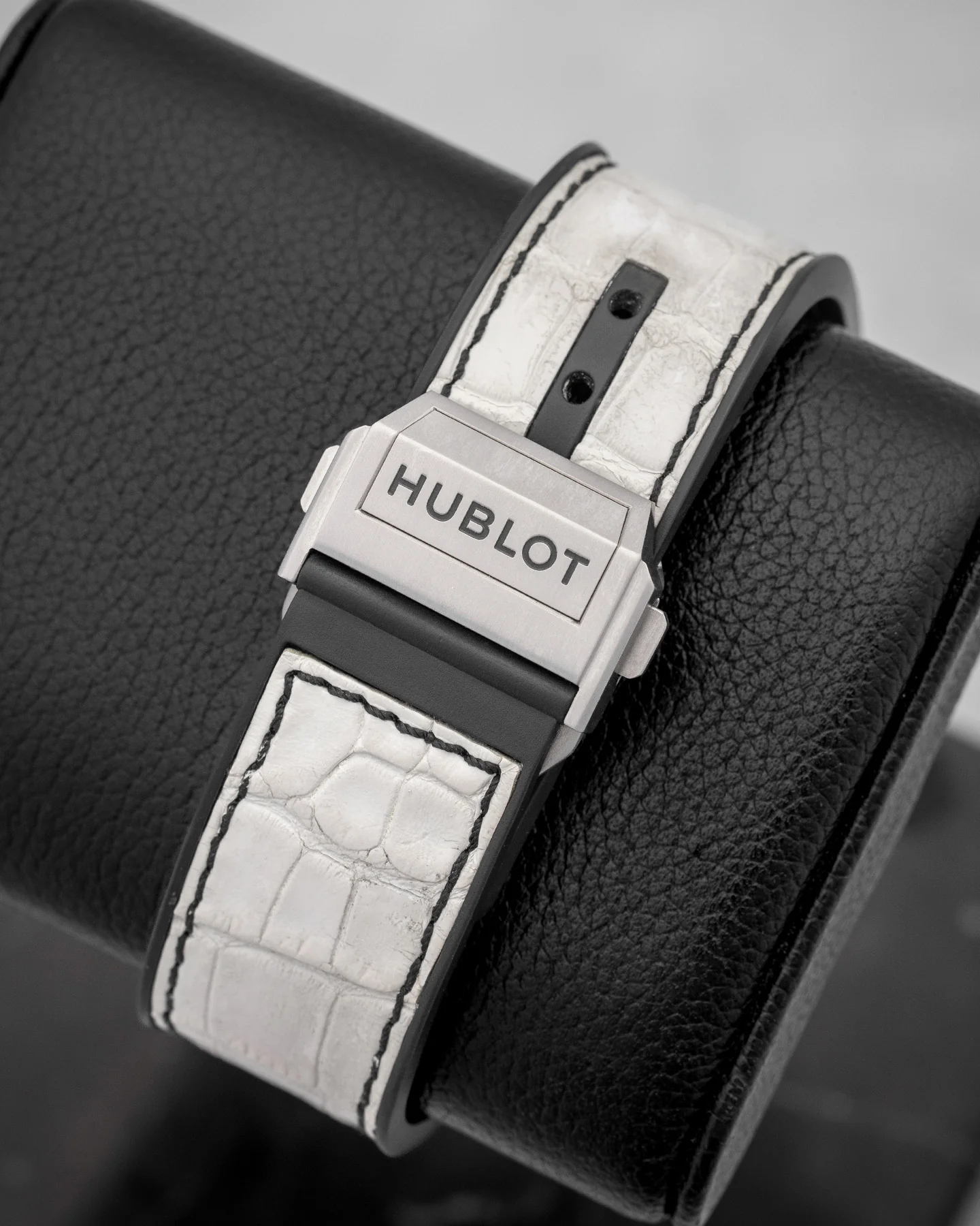 Hublot Big Bang Unico 411.NE.2010.LR.JSM15 - Image 5