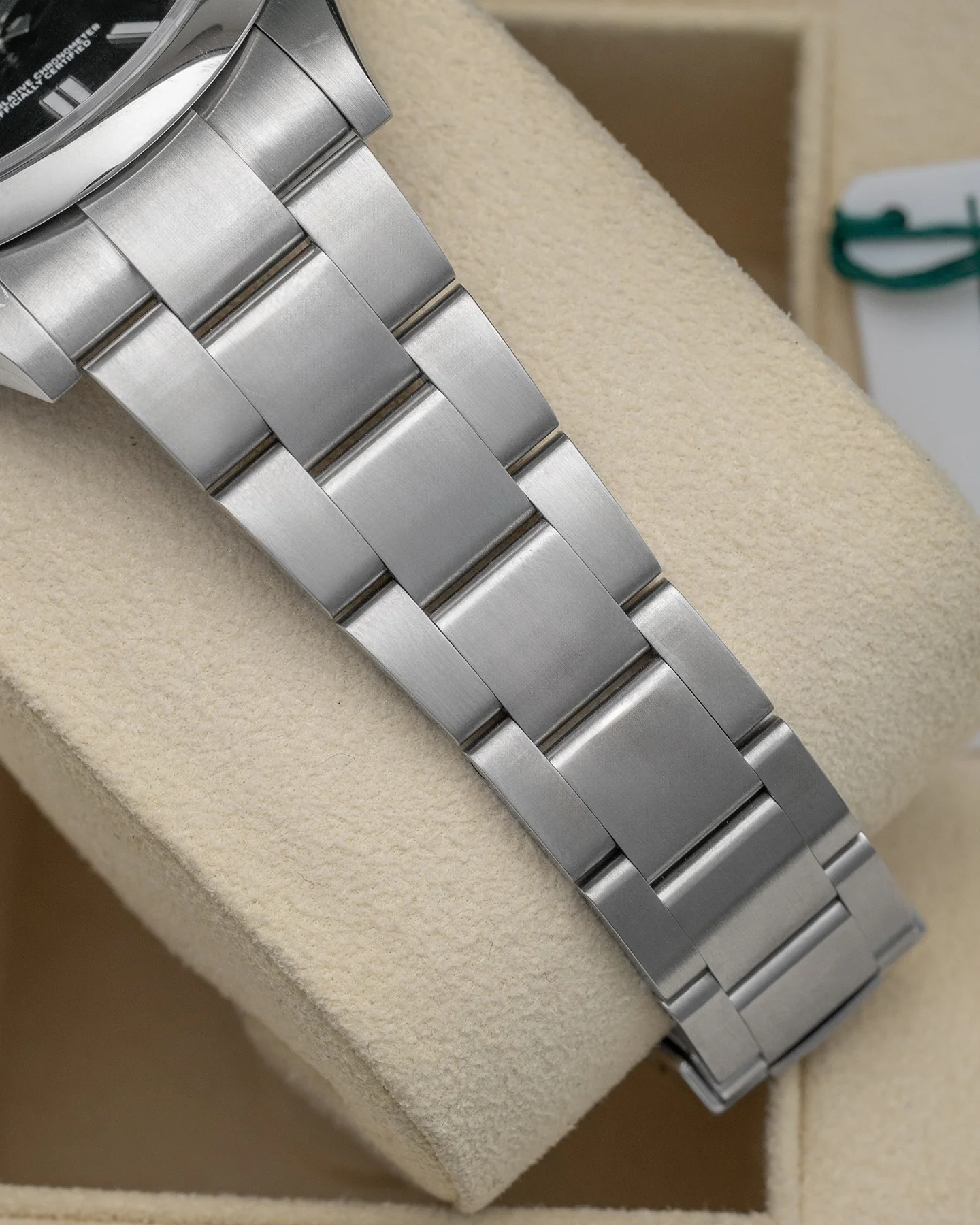 Rolex Oyster Perpetual Black 124300 - Image 6