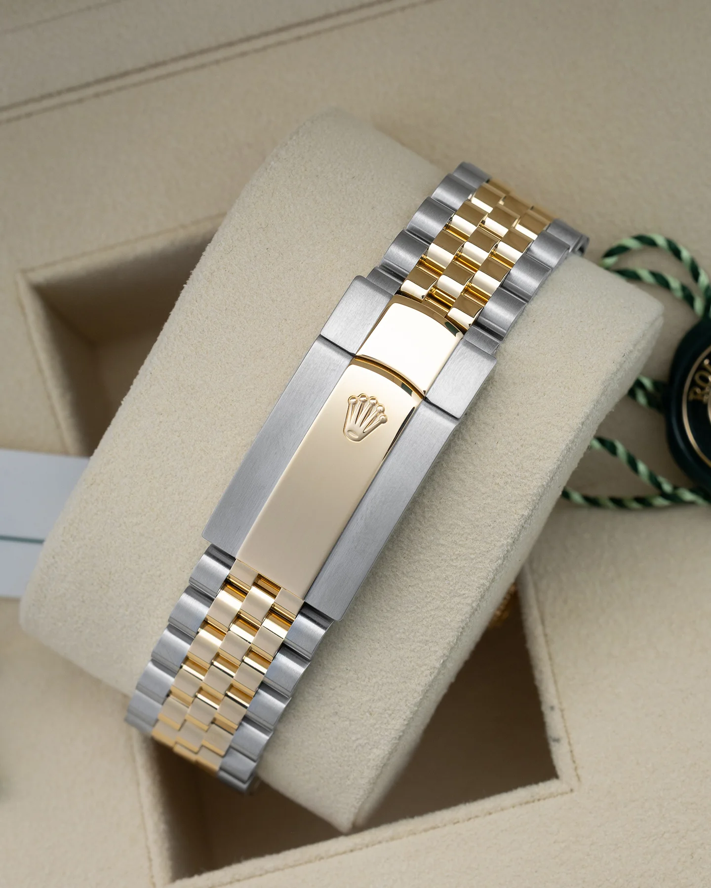 Rolex Sky-Dweller 326933 - Image 4