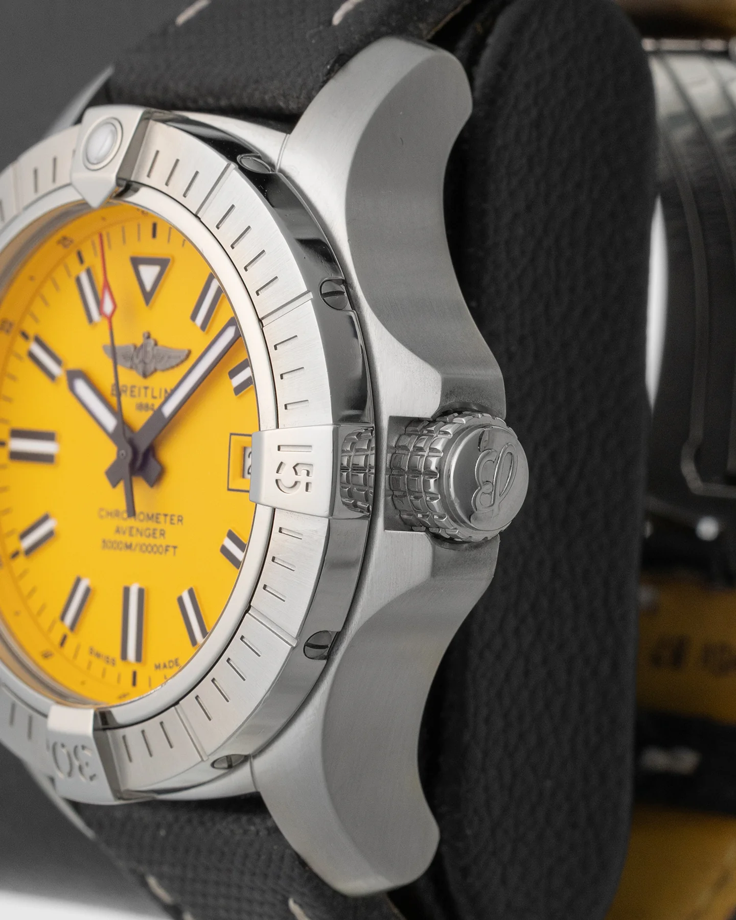 Breitling Avenger Automatic 45 Seawolf A17319101I1X2 - Image 3