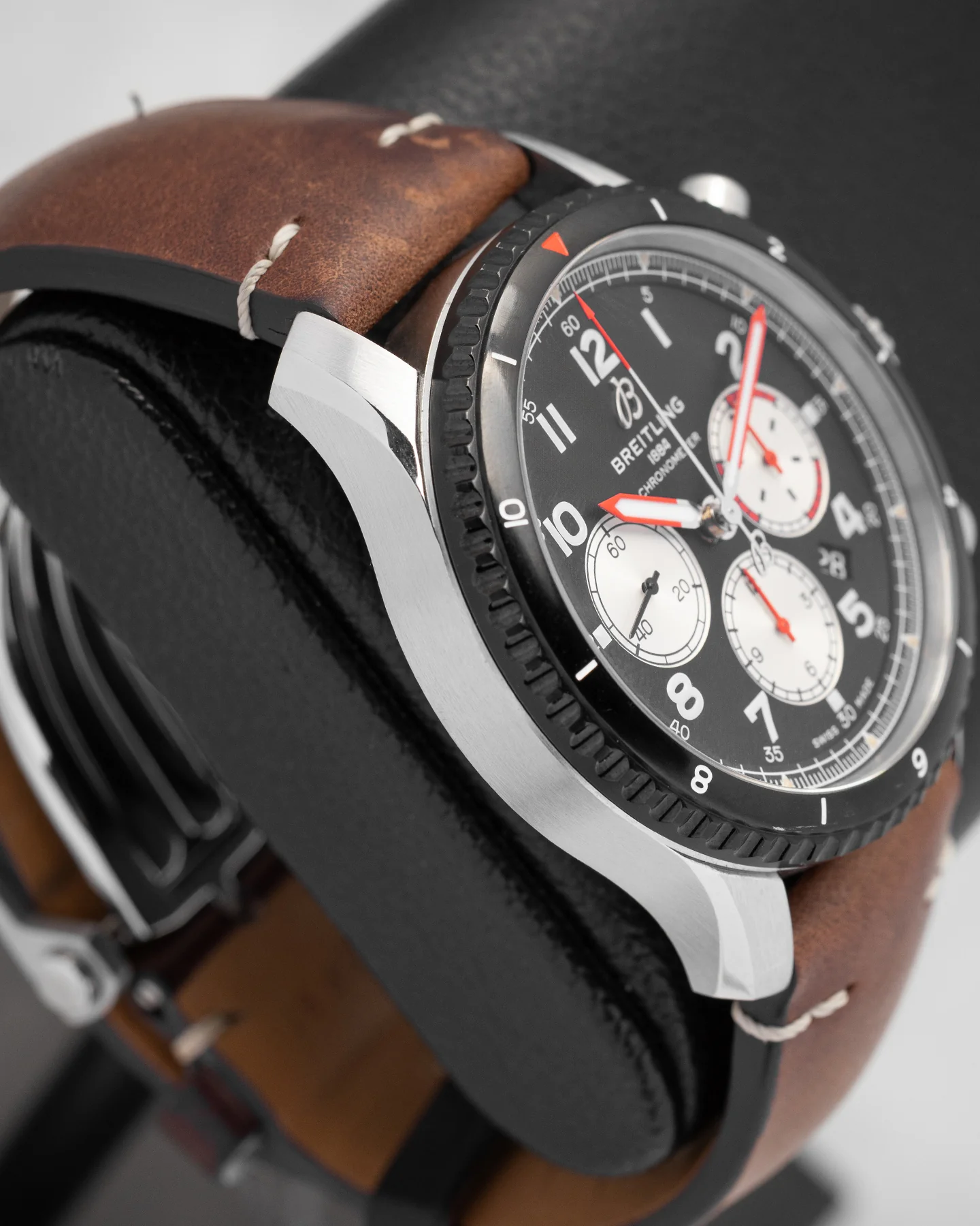 Breitling Aviator 8 AB0119 - Image 4