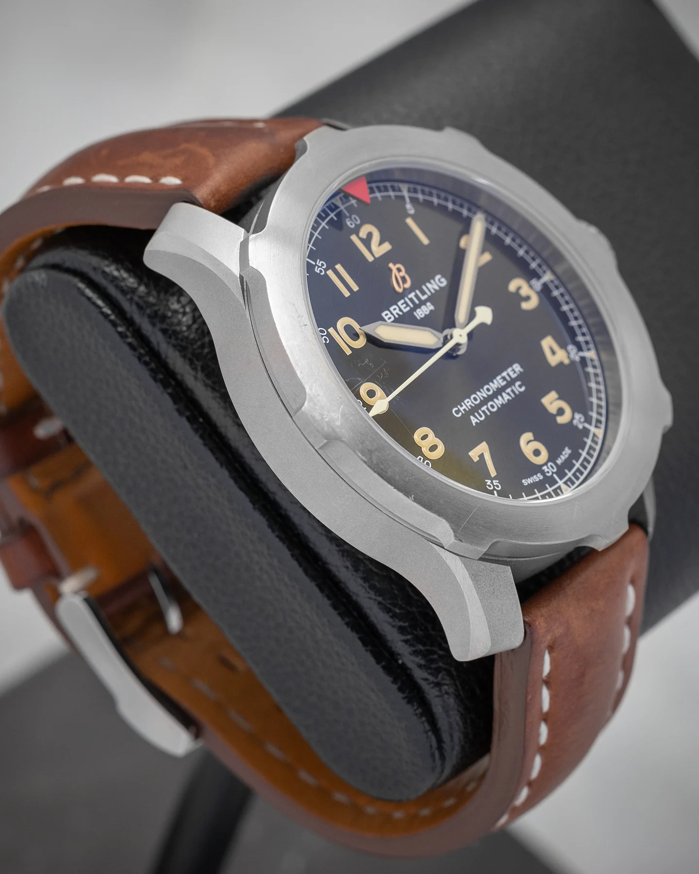 Breitling Aviator Super 8 EB2040 - Image 4