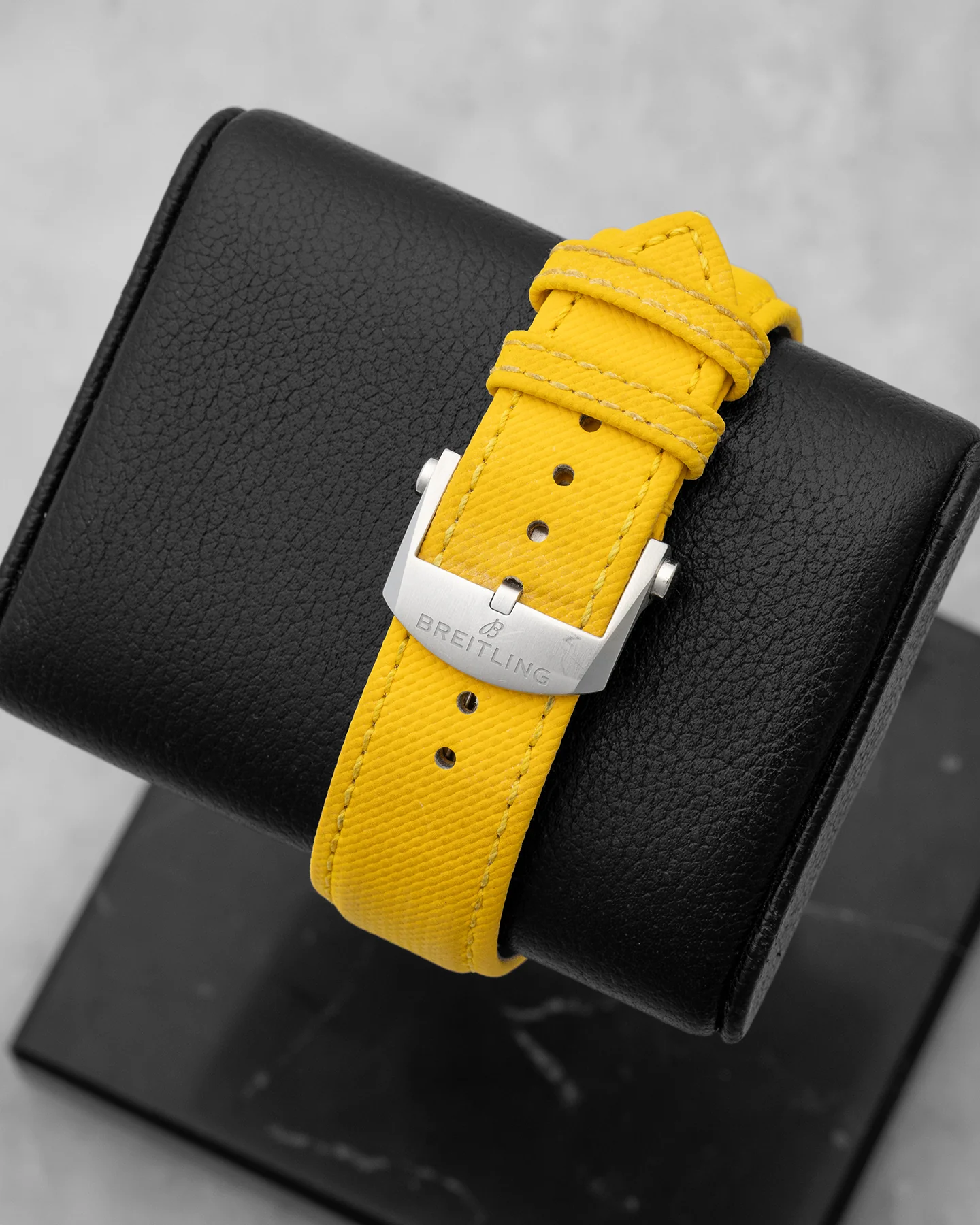 Breitling Endurance Pro X82310 - Image 4