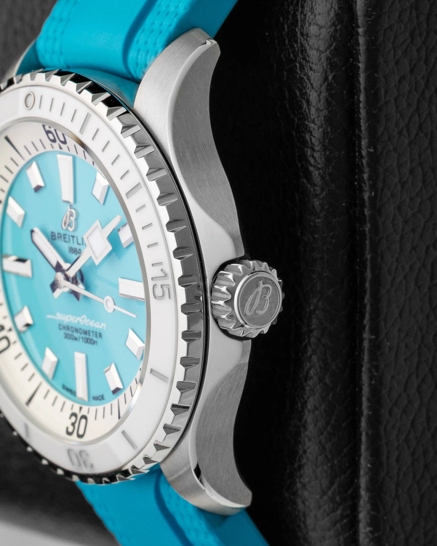 Breitling Superocean Automatic 36 A17377211C1A1 - Image 3
