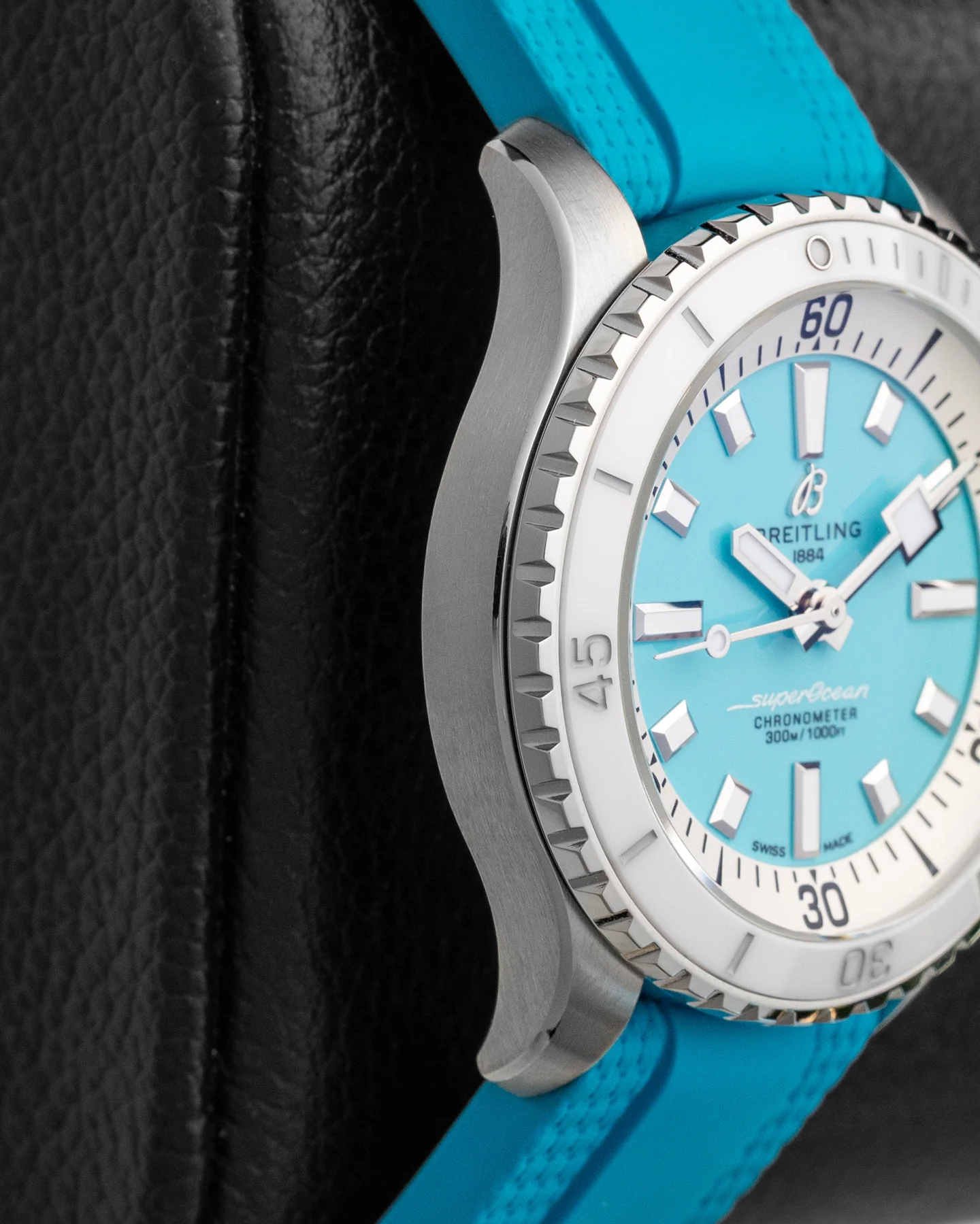 Breitling Superocean Automatic 36 A17377211C1A1 - Image 4
