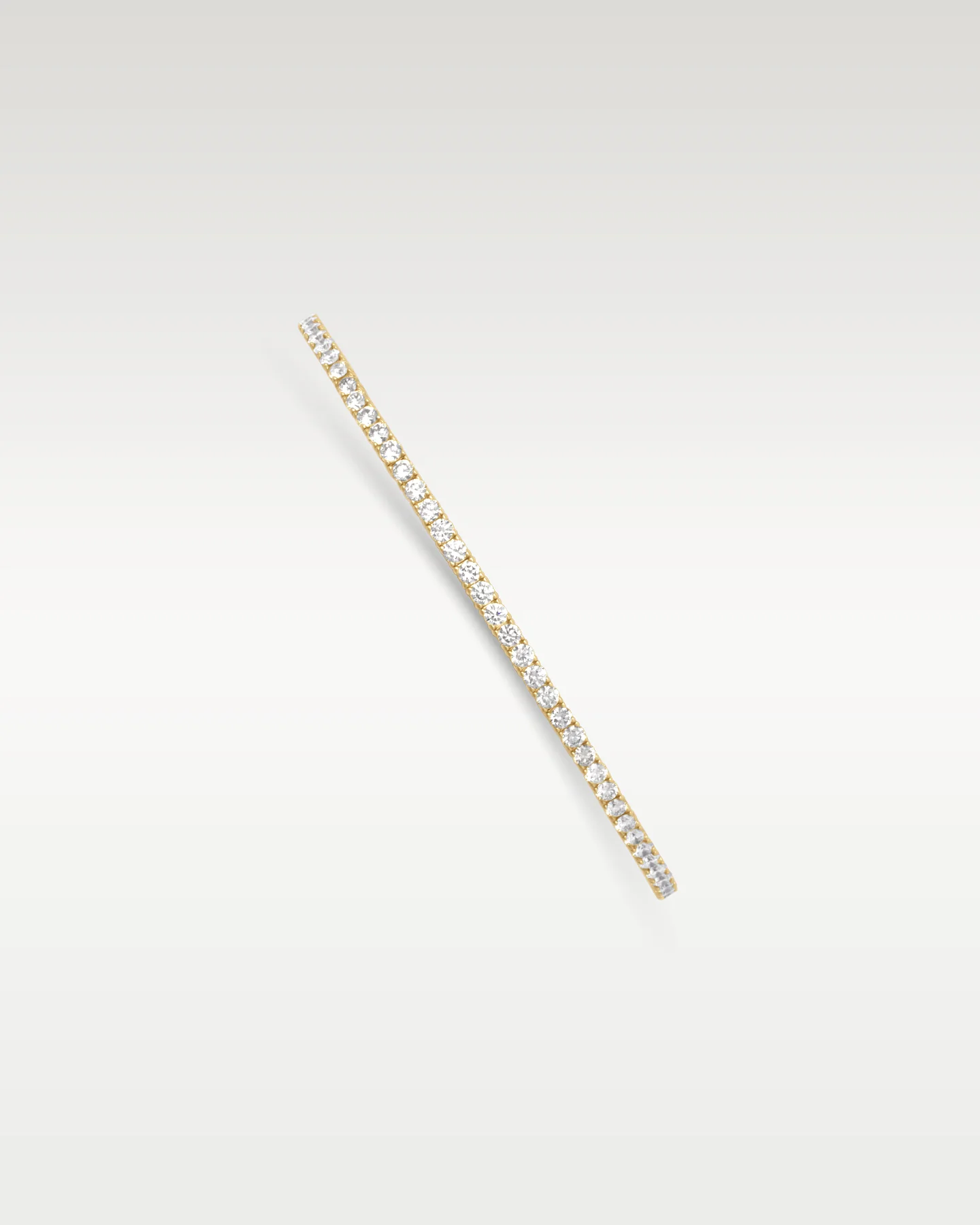 Yellow Gold 1.62ct Diamond Flex Bangle - Image 3