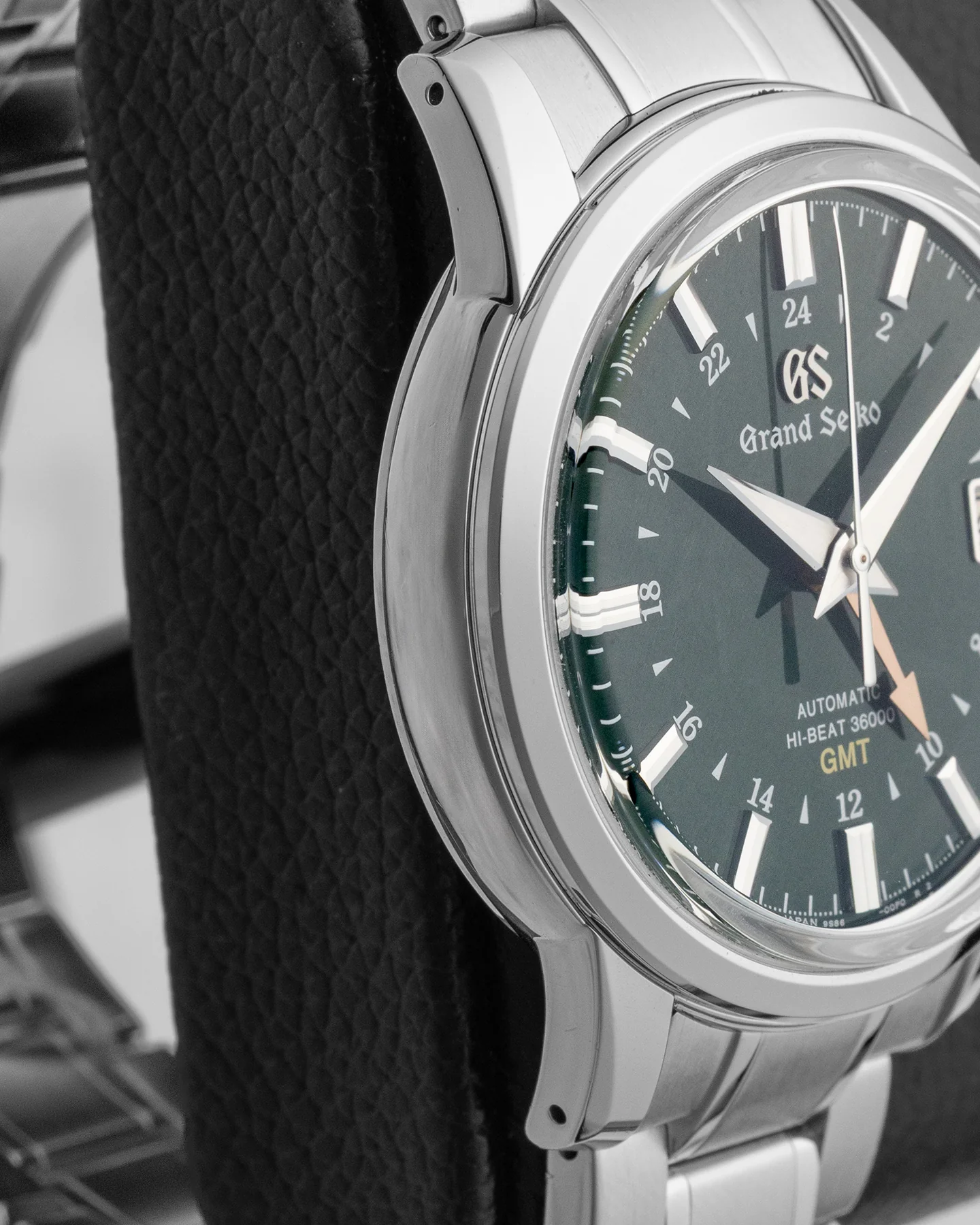 Grand Seiko Elegance Collection GMT SBGJ251 - Image 4