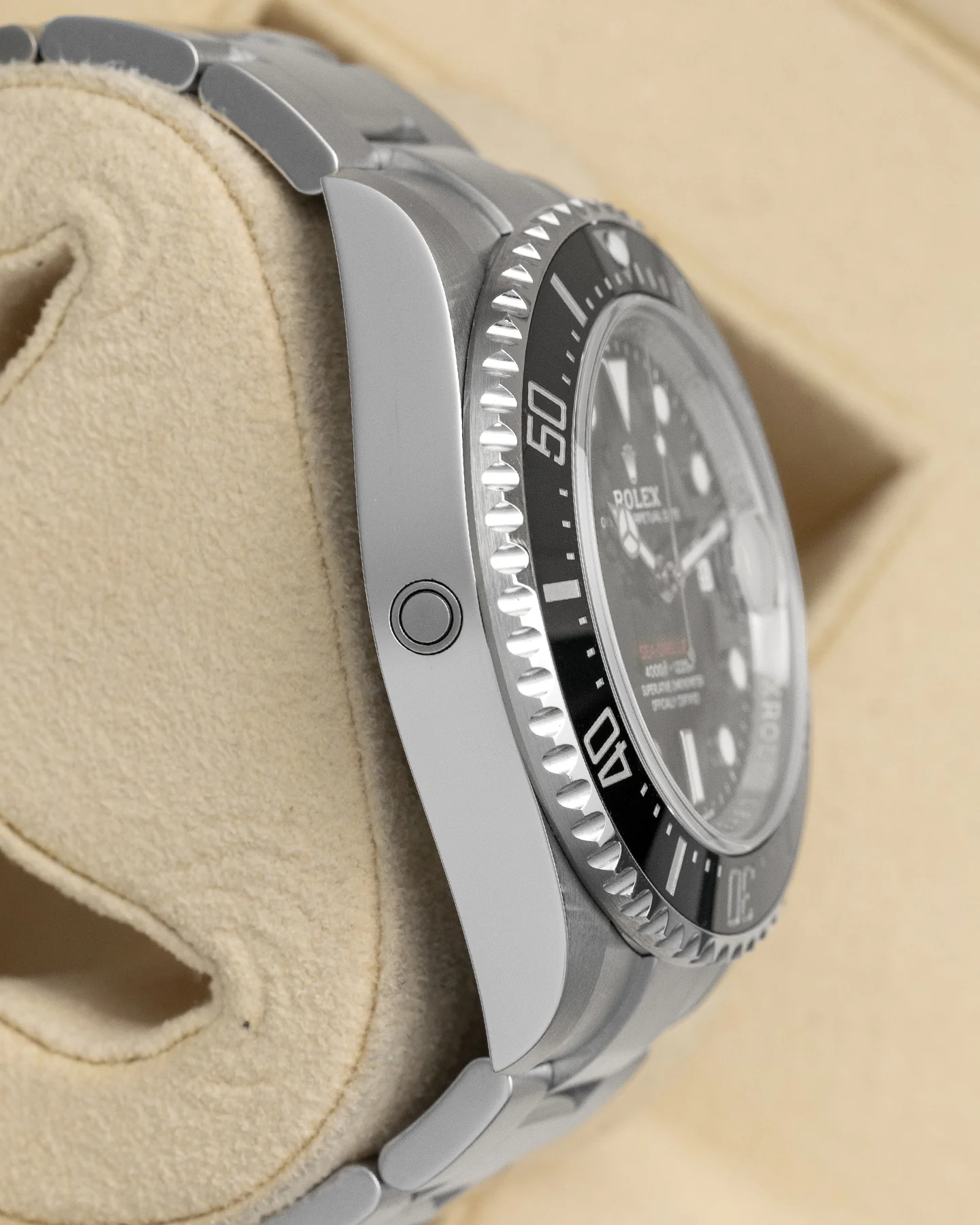 Rolex Sea-Dweller 126600 - Image 4