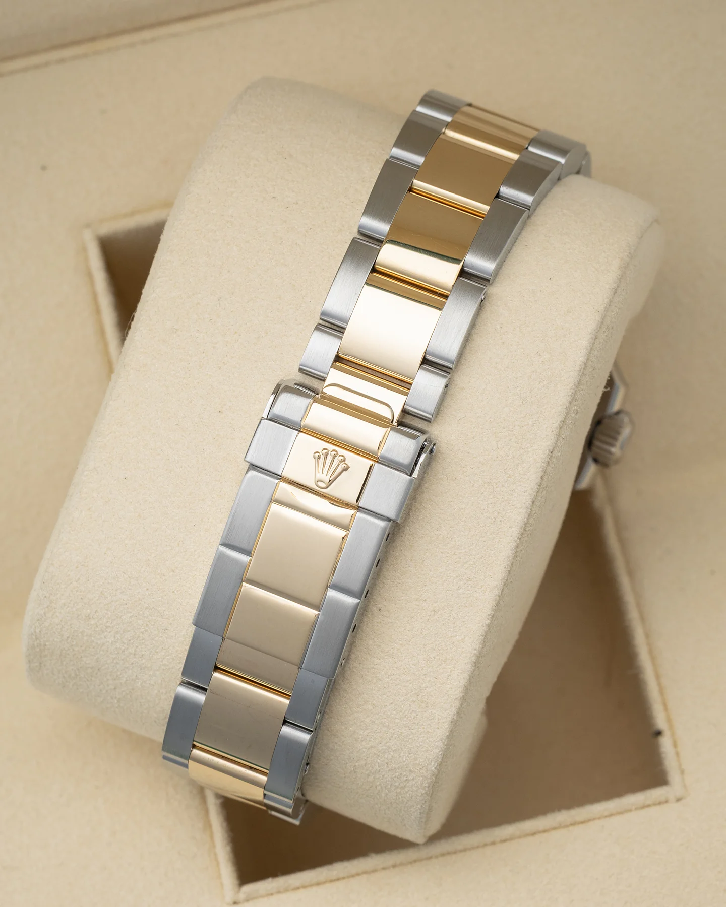 Rolex Yacht-Master 40MM 16623 - Image 5