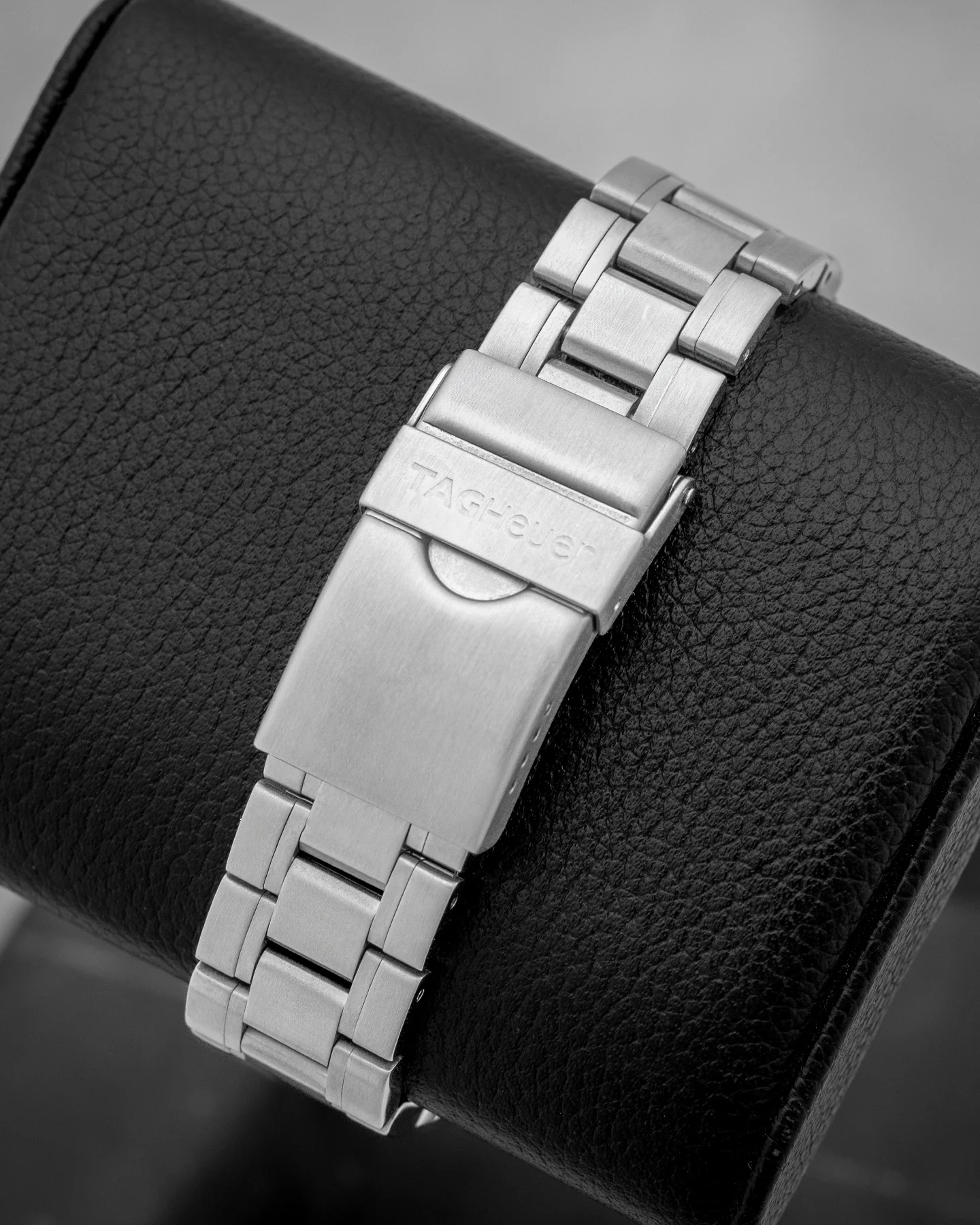 Tag Heuer Aquaracer 300m WAF2110 - Image 5