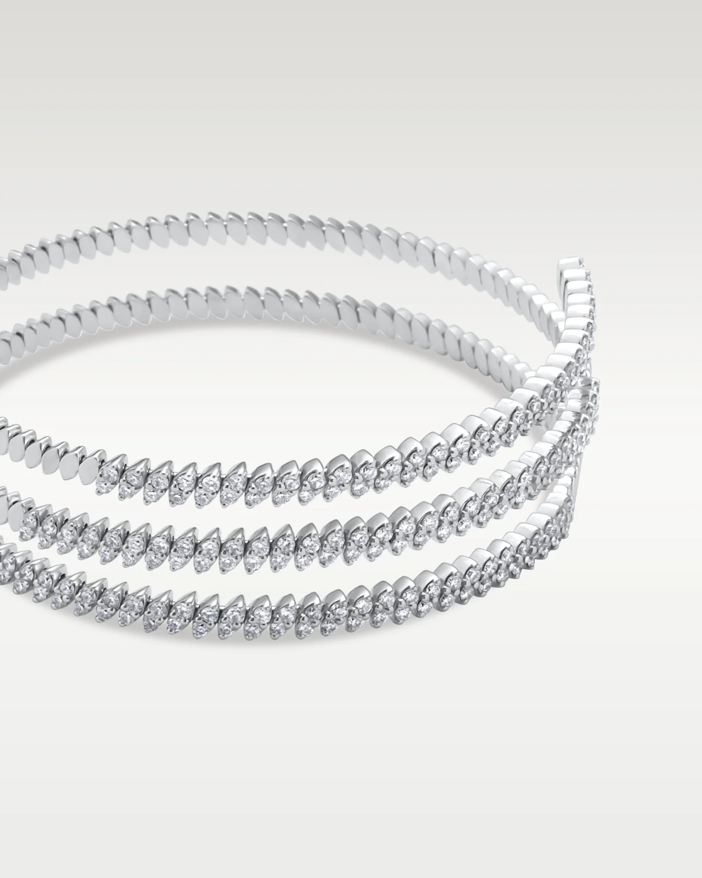 White Gold 2.00ct Diamond Wrap Bangle - Image 3